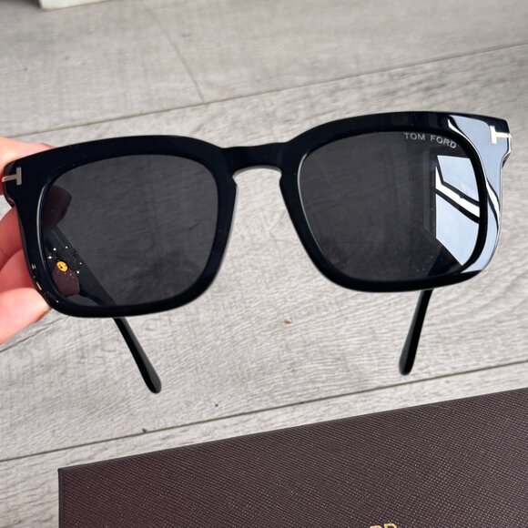 Tom Ford Tortoise Square Sunglasses - Viral Y2K Babe Vibe